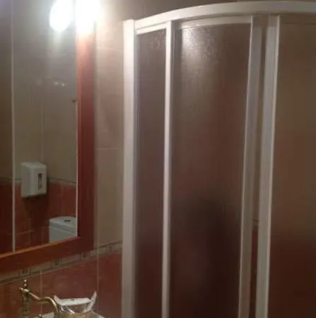 Ξενοδοχείο Julio *